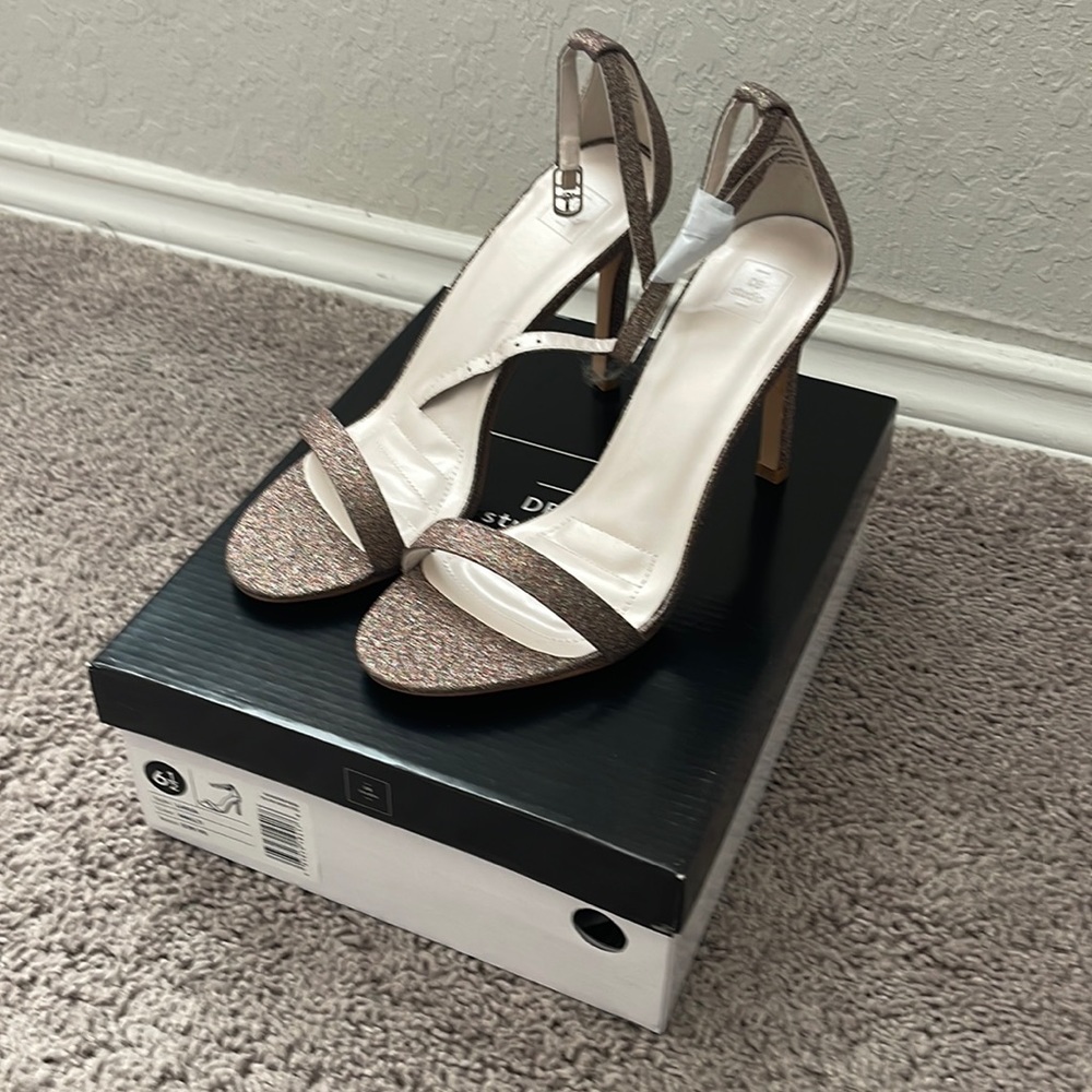 Nwt Db Studio High Heels Multicolor Sparkle Size … - image 1